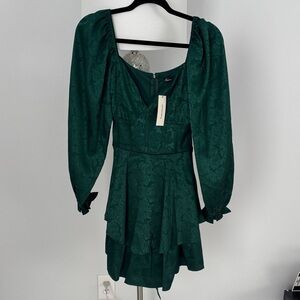 Francesca's Collections Emerald Green Puff Sleeve Mini Dress